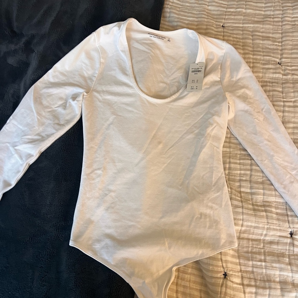 Abercrombie Plain White Long Sleeve Bodysuit